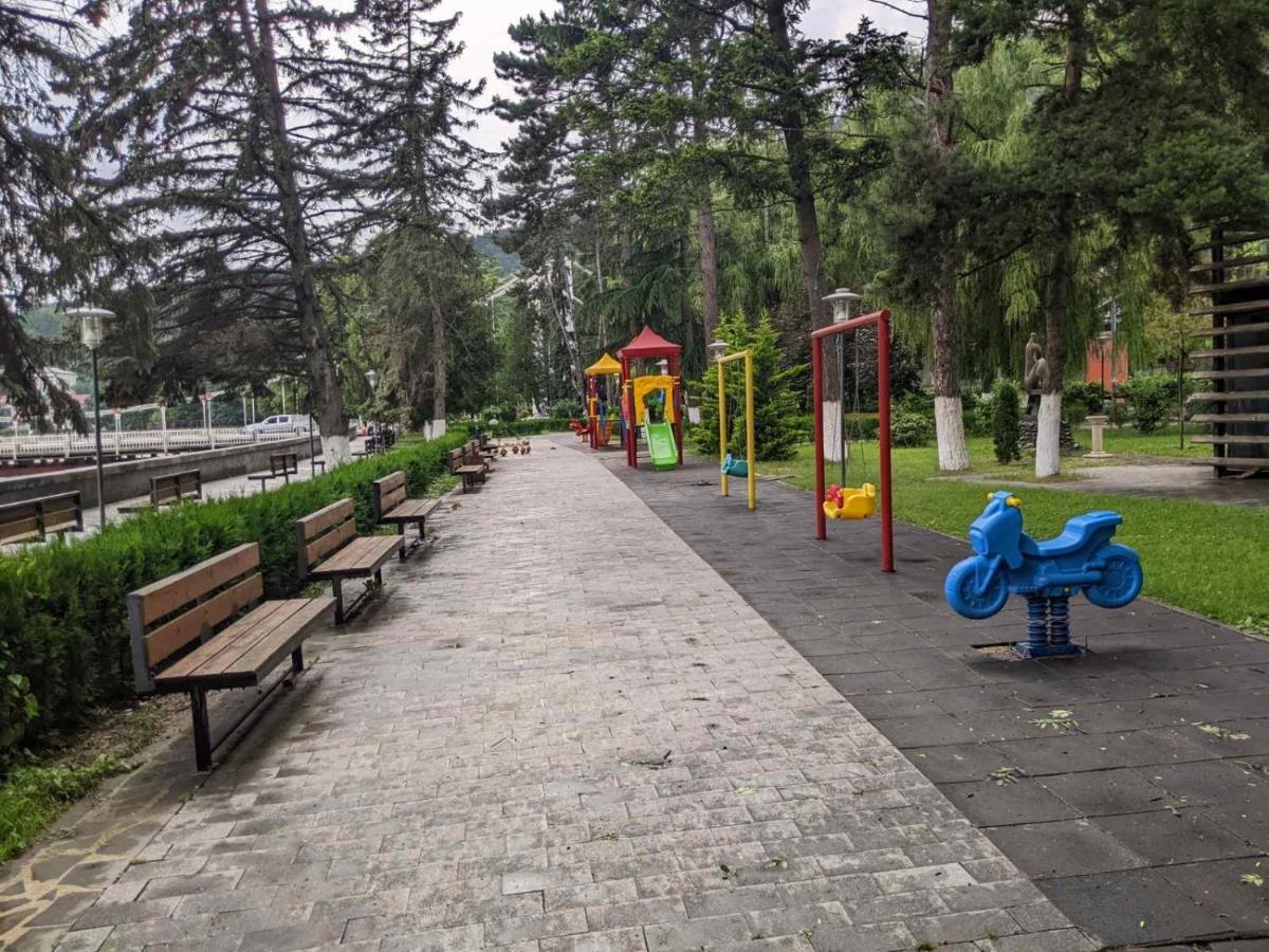 Riverside Боржомі Екстер'єр фото
